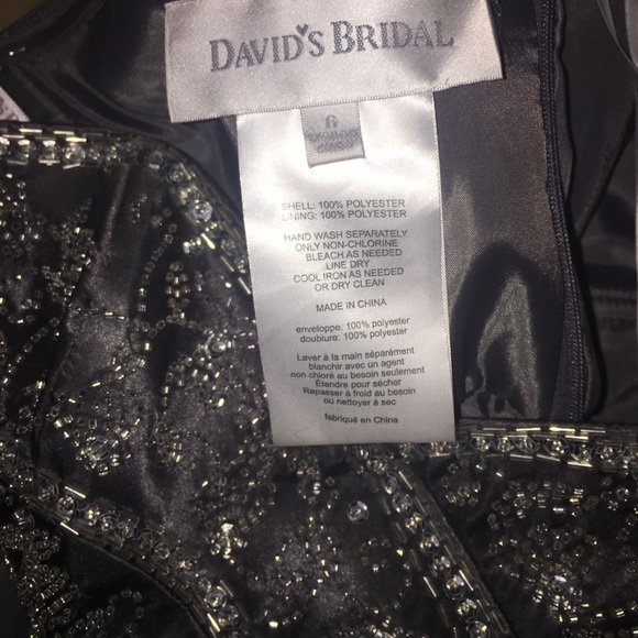 Dress - Picture 4 of 4